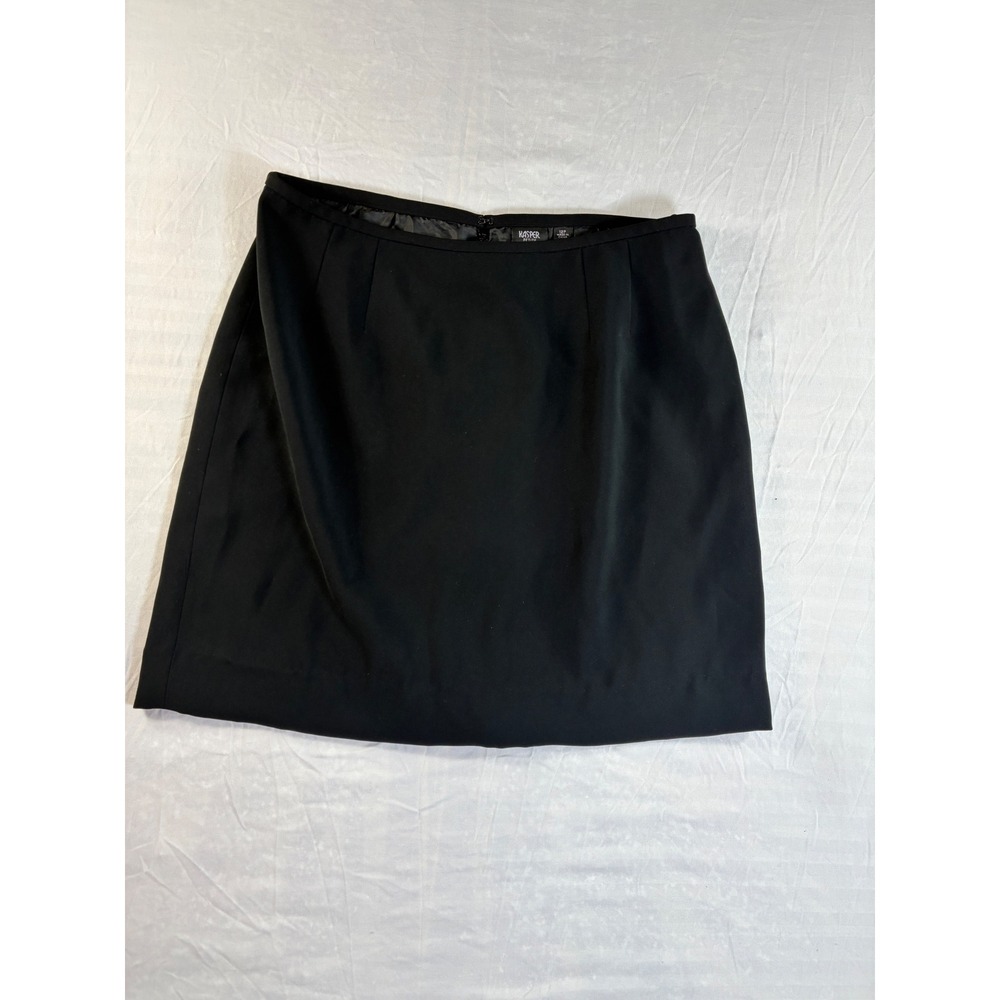 Kasper Petite Black Mini Midi Skirt Size 12P Lined Career Office Business